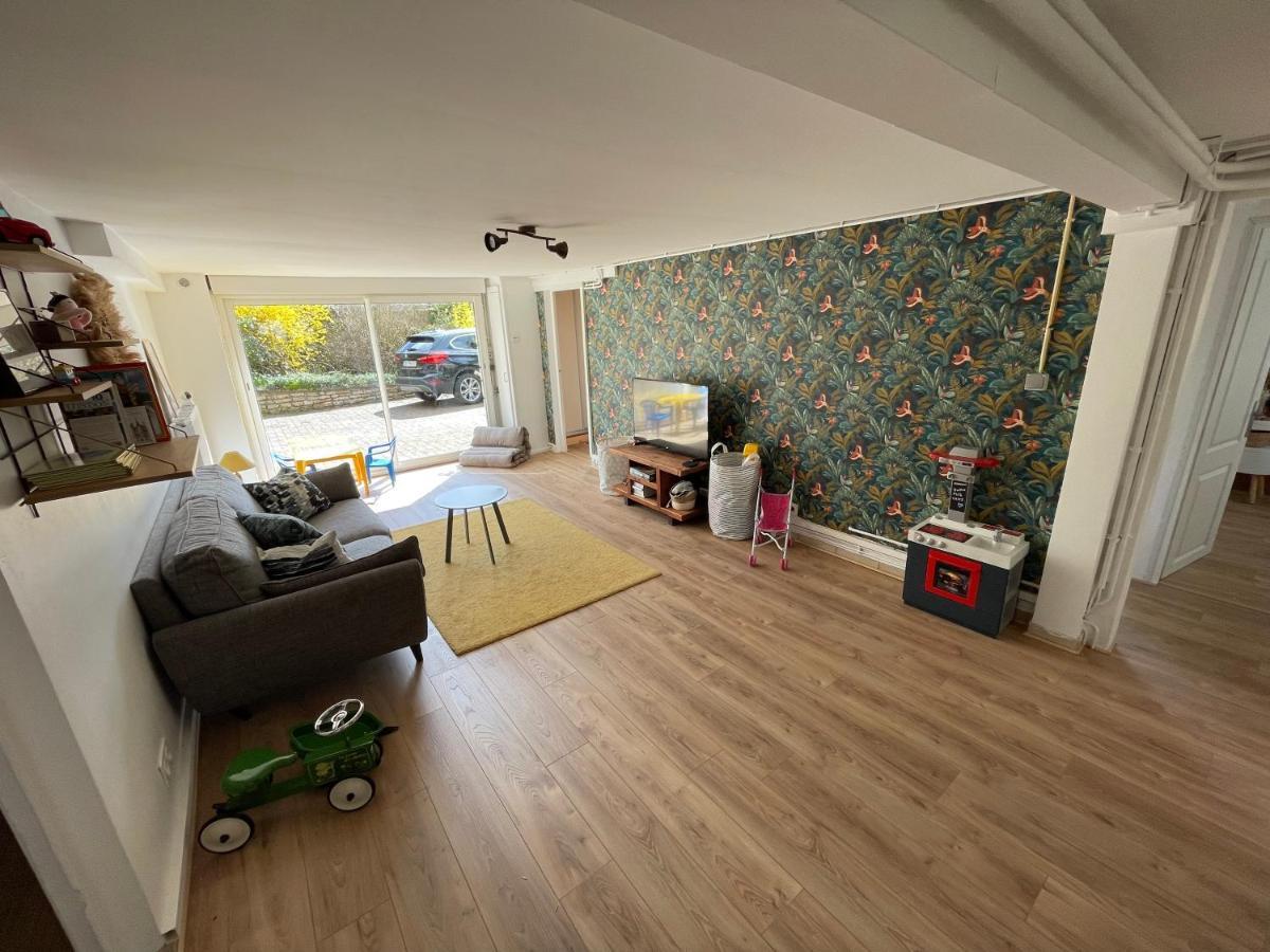 Charme A Saint-Fargeau Villa ภายนอก รูปภาพ